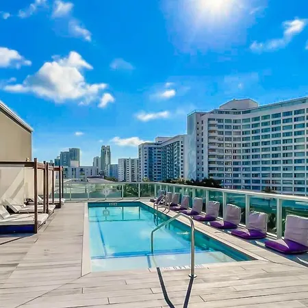 Boutique Hotel Suite 1215 West Avenue